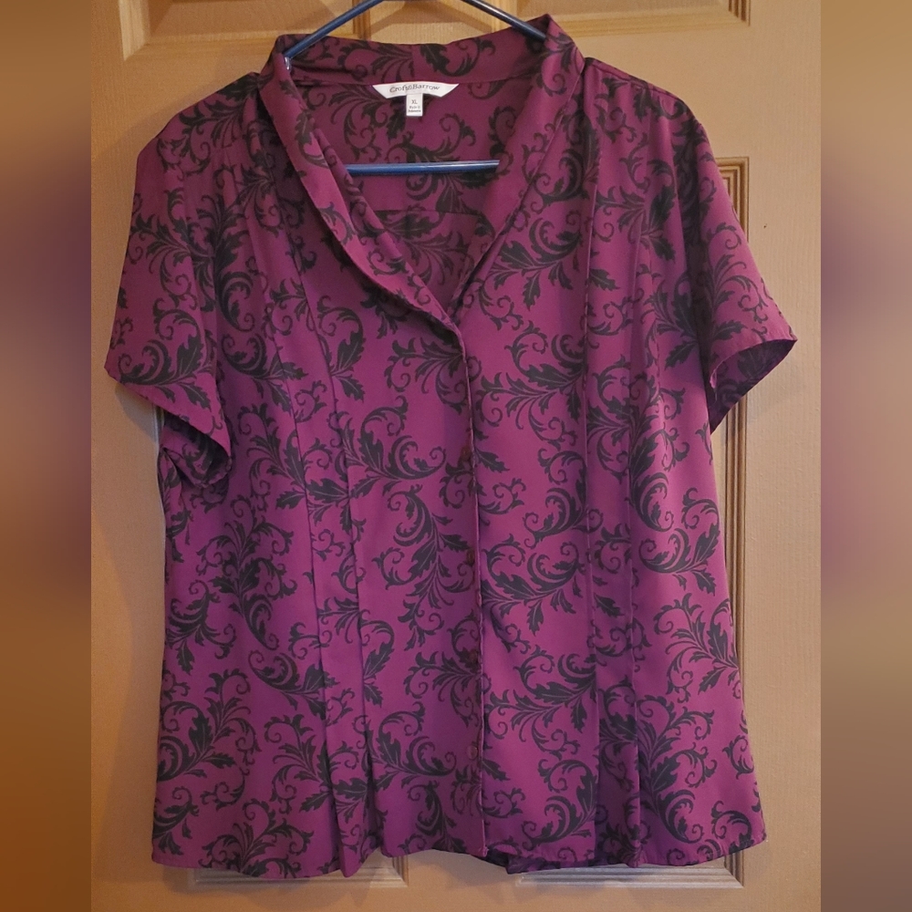 Purple Womens XL, button short sleeve tee